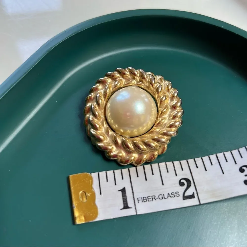 Bold Oversized 5 Piece Gold Pearl Cream Toned Brooch Pin Lot Mixed Eras